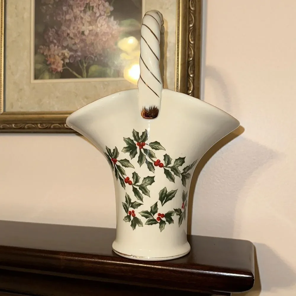 Living Quarters Christmas Winterberry Basket Vase White Green Red Gold